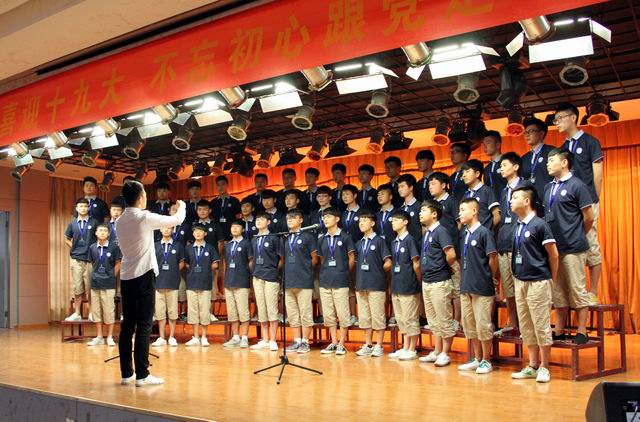 20170525031255963.jpg 調(diào)整大小 3、一等獎(jiǎng):15建筑工程施工1班代表隊(duì).jpg